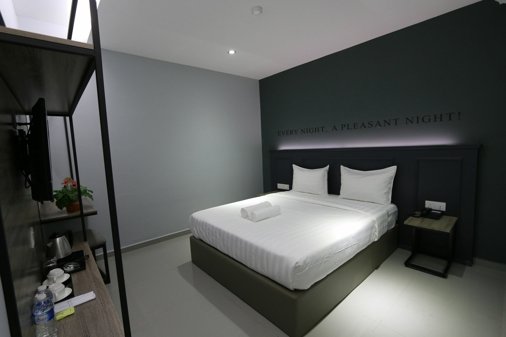 Hotel 99 Sri Petaling Куала-Лумпур Экстерьер фото
