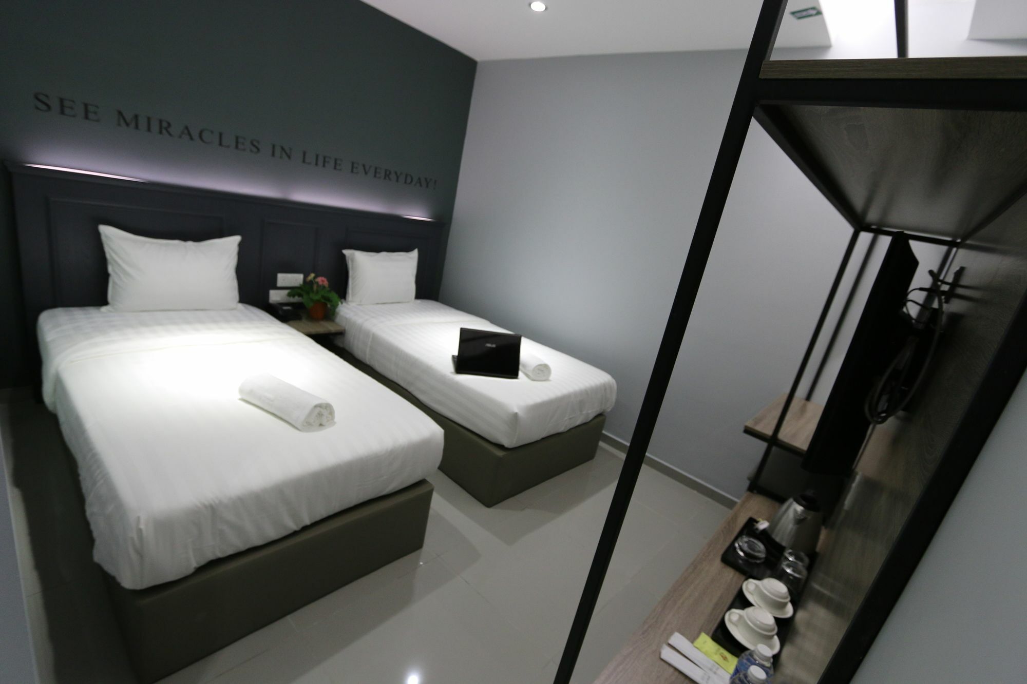Hotel 99 Sri Petaling Куала-Лумпур Экстерьер фото