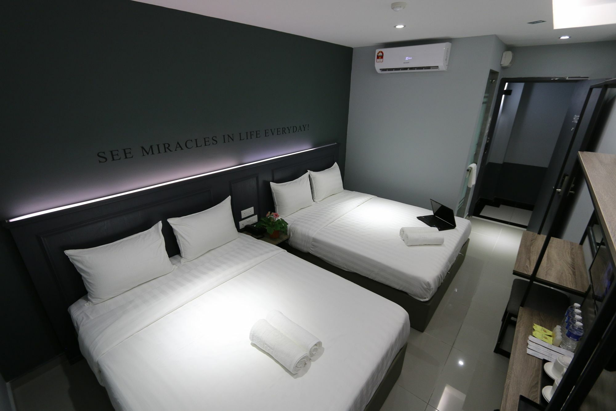 Hotel 99 Sri Petaling Куала-Лумпур Экстерьер фото